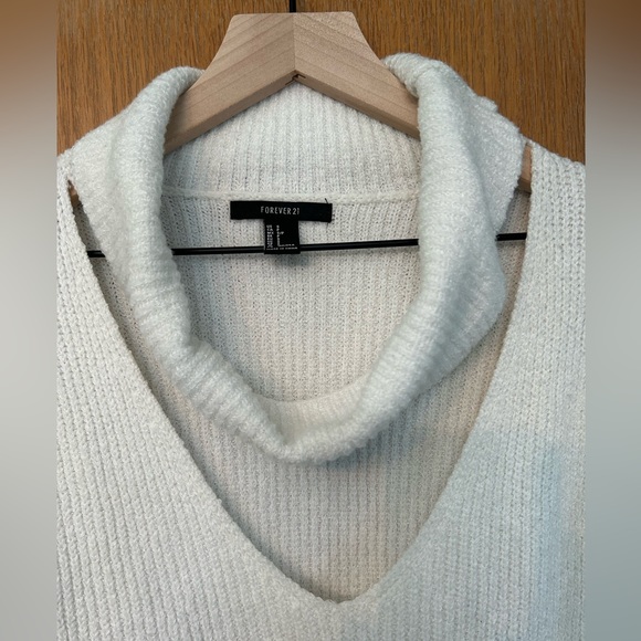 Forever 21 white ribbed knit sweater v-neck cutout choker sweater long sleeve - Picture 5 of 13